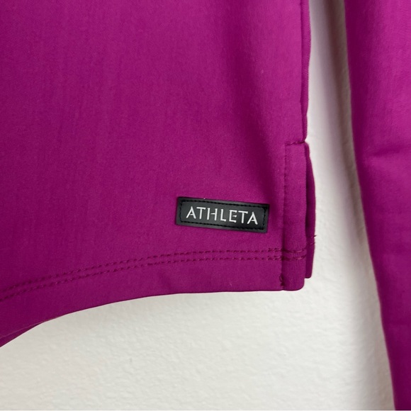 Athleta Cozy Long Sleeve pullover Fuchsia Pink Zipper Collar Workout Sweater - Picture 2 of 4